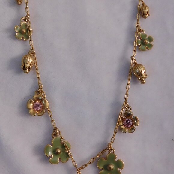 Ladies Pilgrim Necklace - Picture 2 of 3